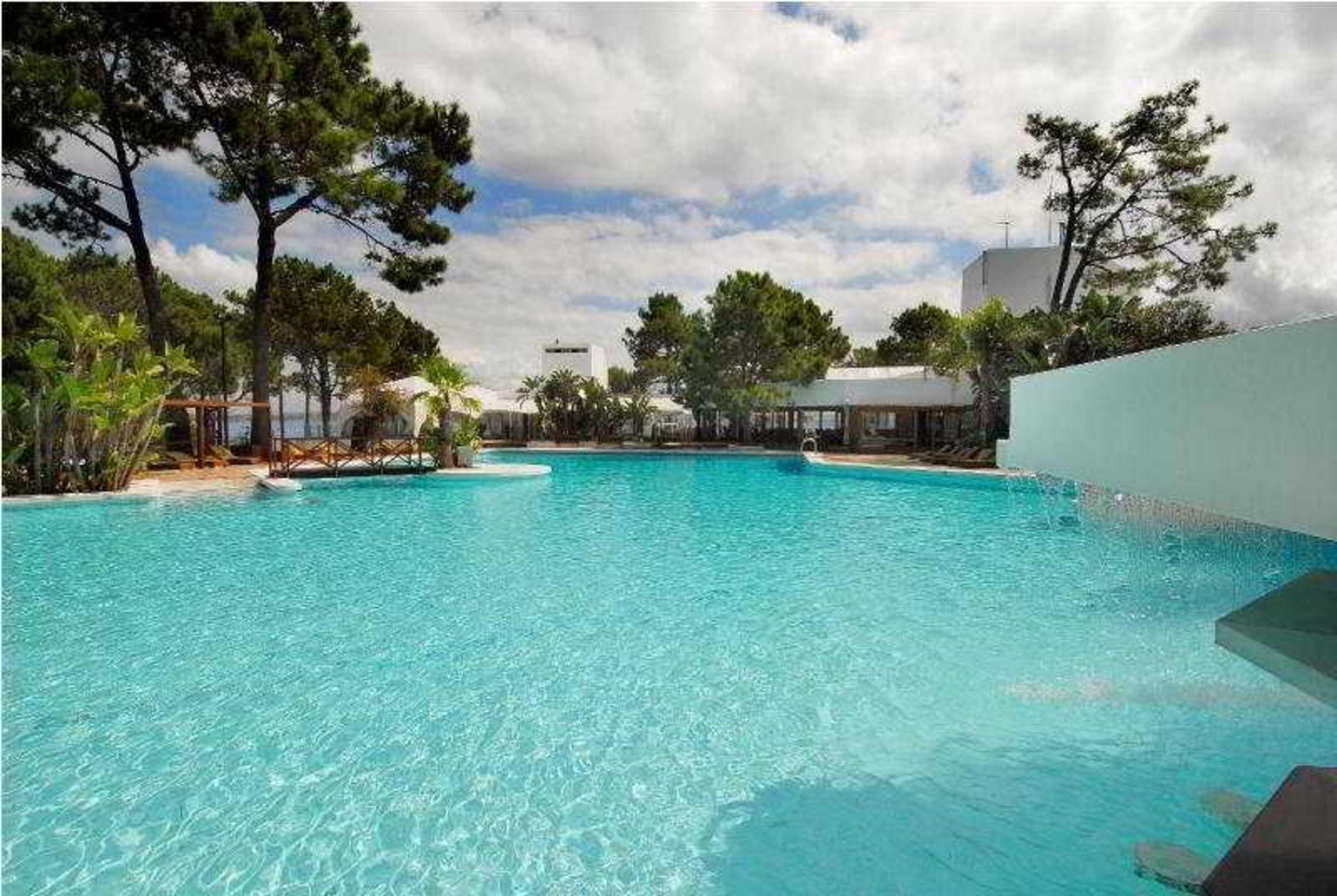 Hotel Del Lago Golf & Art Resort Пунта-Бальена Экстерьер фото