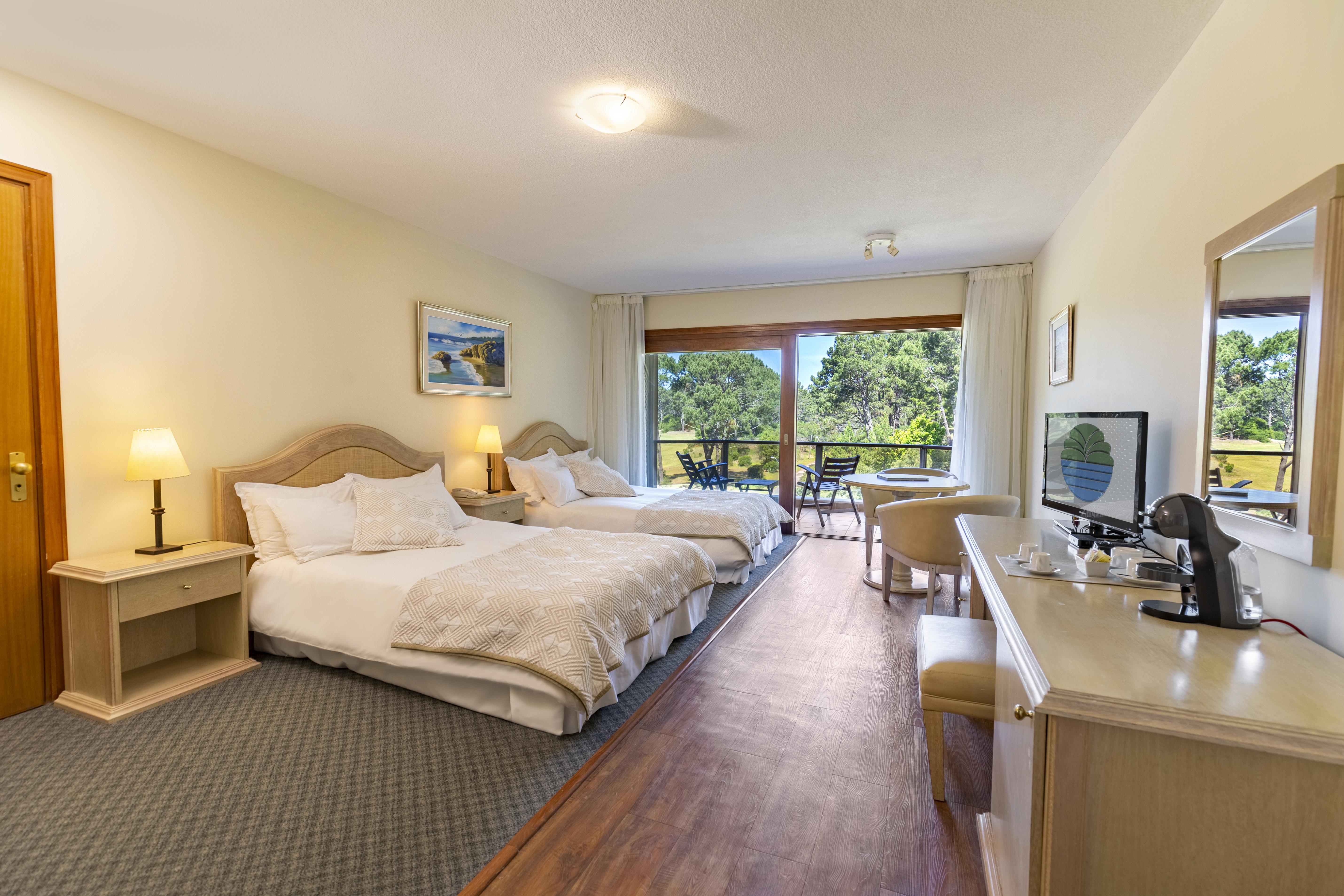 Hotel Del Lago Golf & Art Resort Пунта-Бальена Экстерьер фото