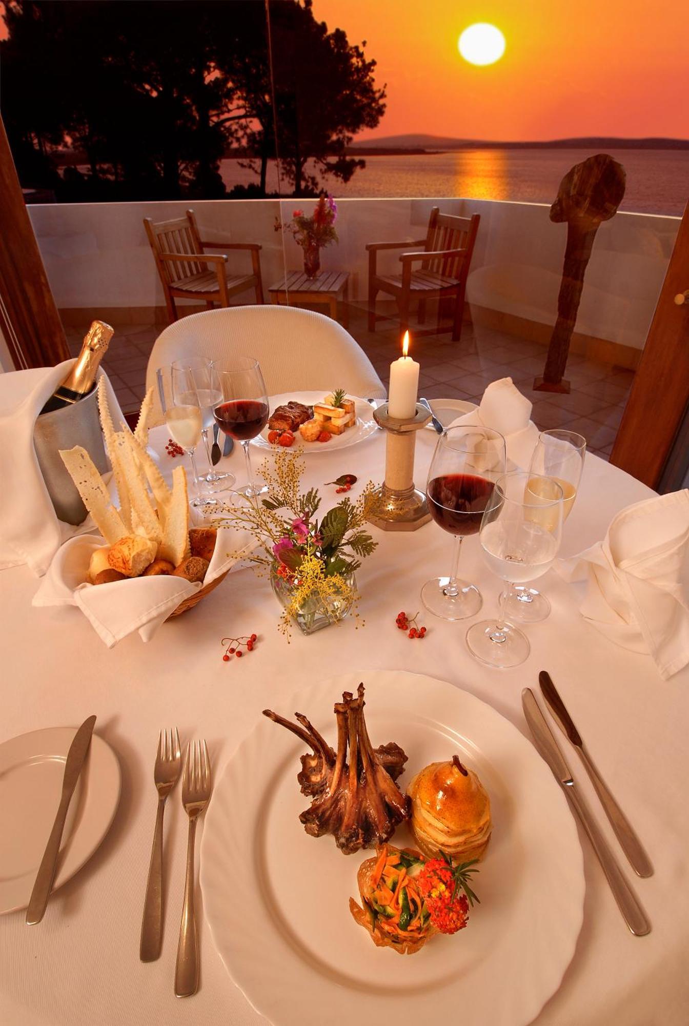 Hotel Del Lago Golf & Art Resort Пунта-Бальена Ресторан фото