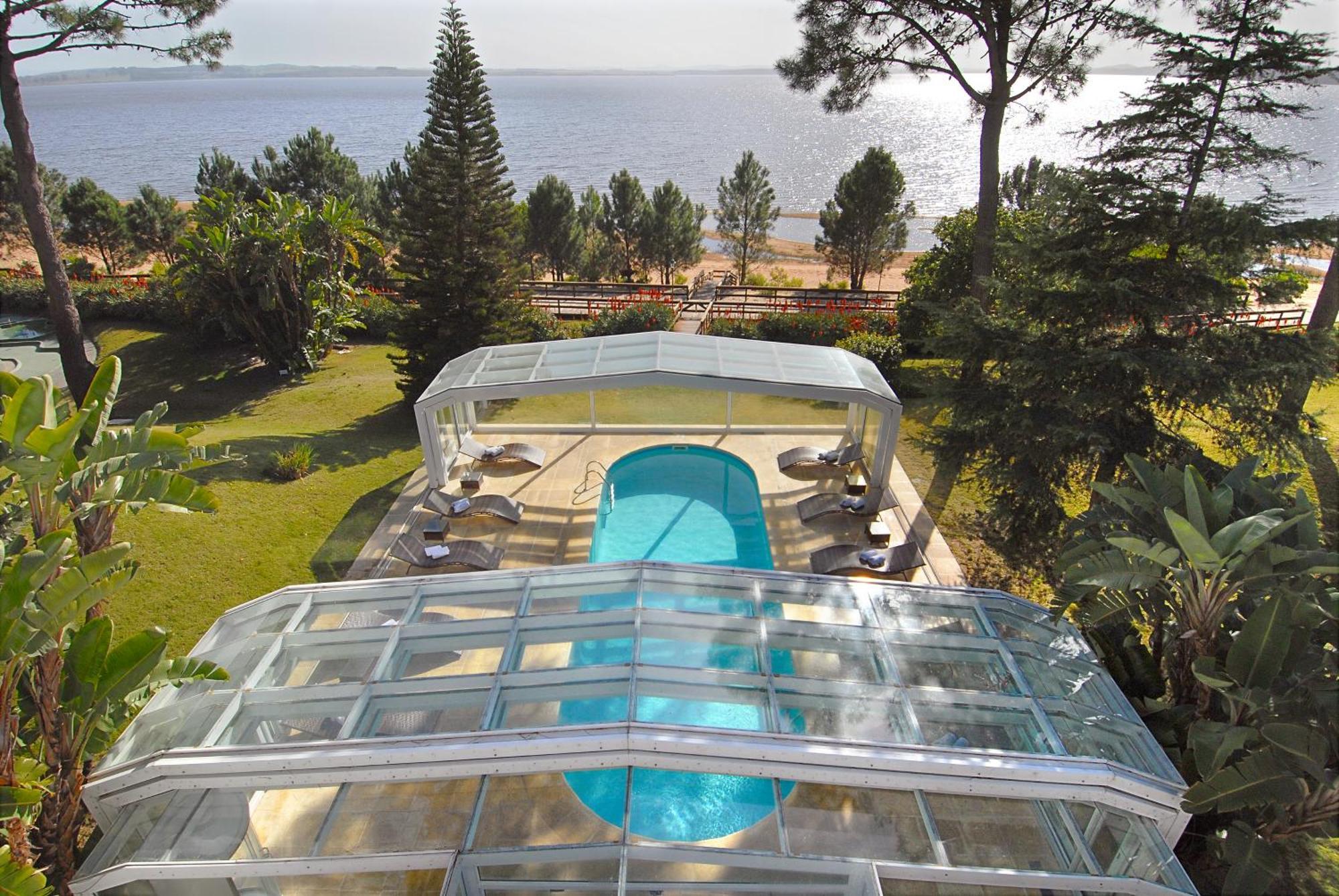 Hotel Del Lago Golf & Art Resort Пунта-Бальена Экстерьер фото